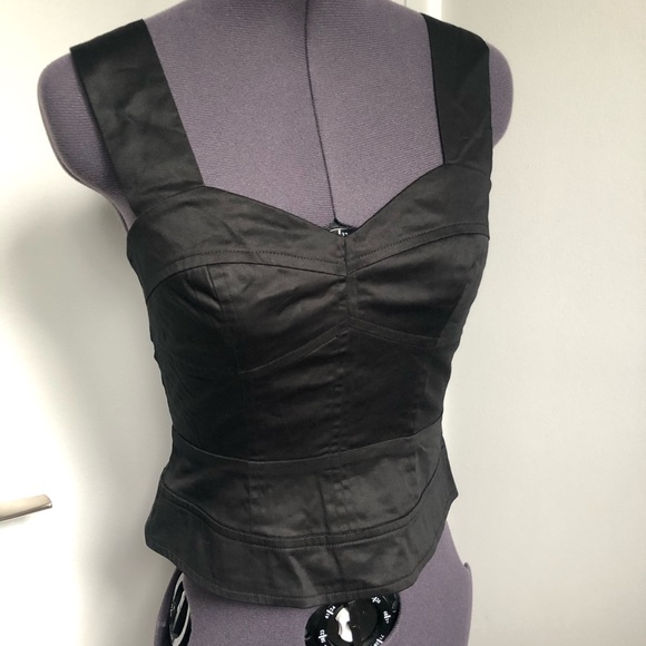 FRENCH CONNECTION | Bustier style | Zip at the back| Size 0 - Picture 2 of 7